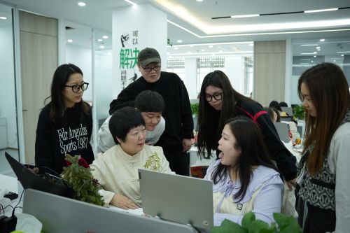：苏子老师职场行共筑健康家园麻将胡了2鹤颜堂的温暖时光(图1)